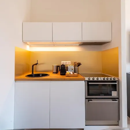Cosy 2-br - Centre Apartment